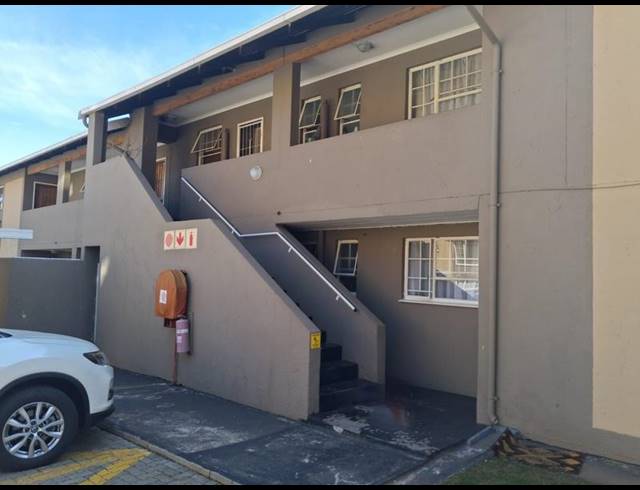 2 BEDROOM TOWNHOUSE FOR SALE IN VERWOERDPARK